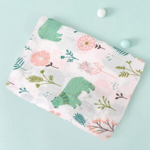 muslin gauze swaddle blanket 100% cotton 110 x 110 cm, tree bear