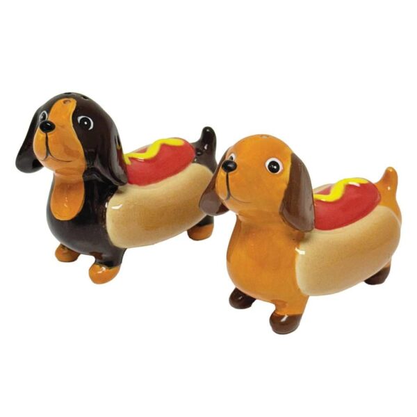 exquisite novelty salt & pepper set by streamline imagined (salt & pepper set hot dog)